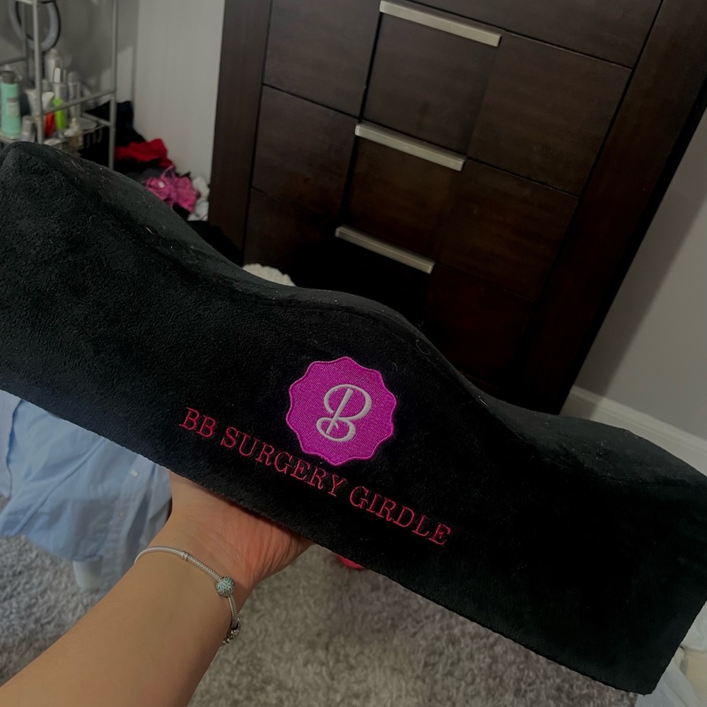 BBL pillow